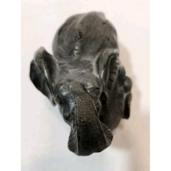 Vintage Grey Elephant And Calf Candle Realistic Great Details 7" Long by 6" Tall - Picture 8 of 13